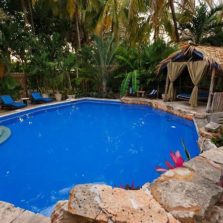 Posada El Jardin Ticul エクステリア 写真
