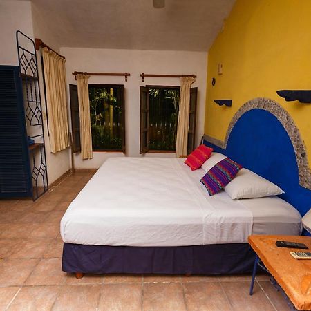 Posada El Jardin Ticul エクステリア 写真